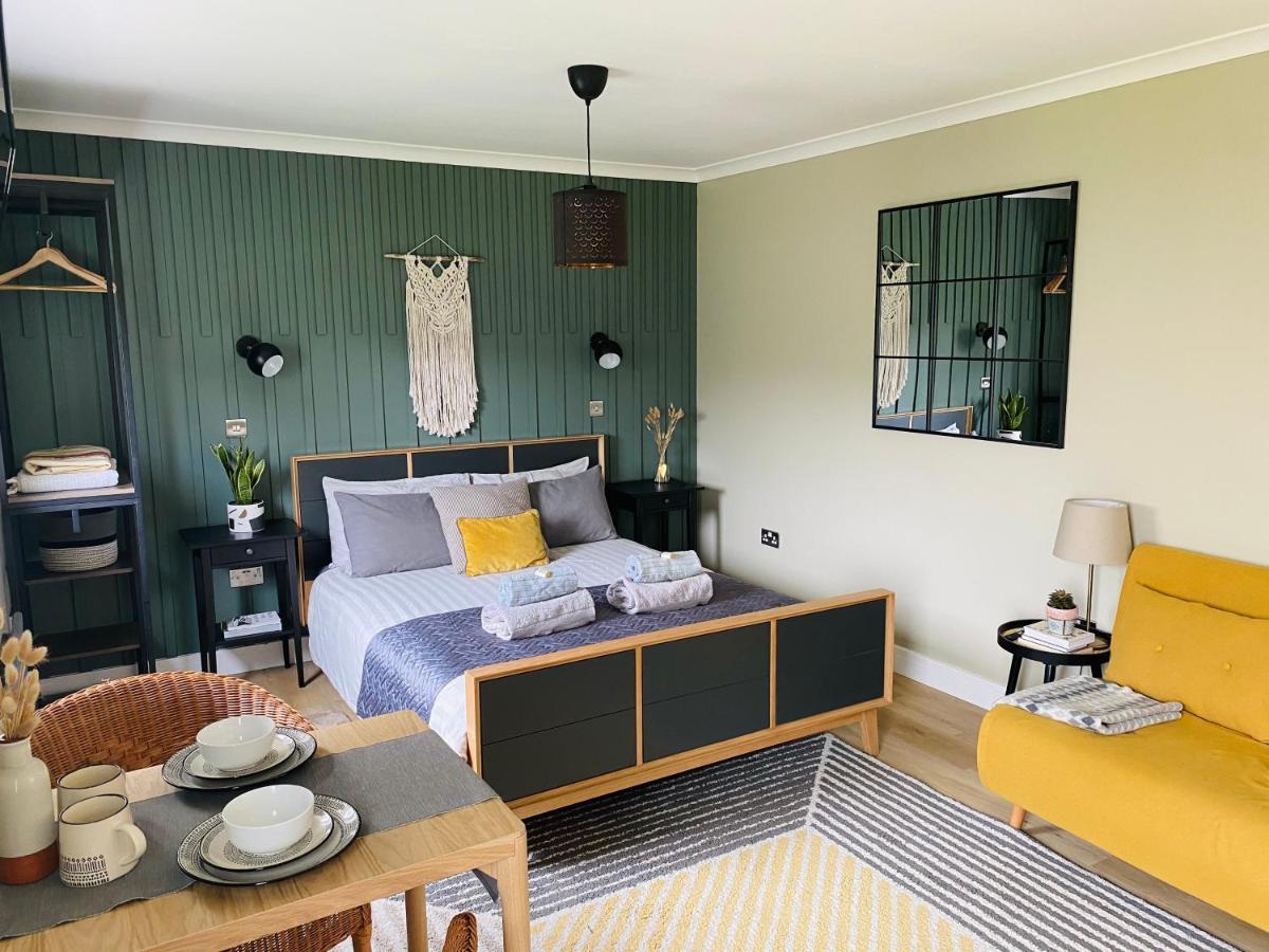 Spacious Room In The Centre Of Portree Exterior foto